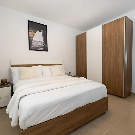 Luxury Valley Views C5 *