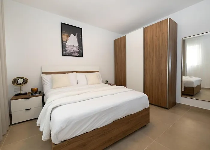 Luxury Valley Views C5 *