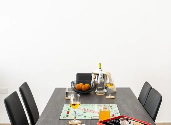 Luxury Valley Views C5 Апартаменты *