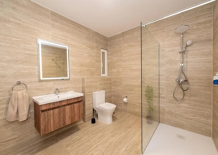 Luxury Valley Views C5 *